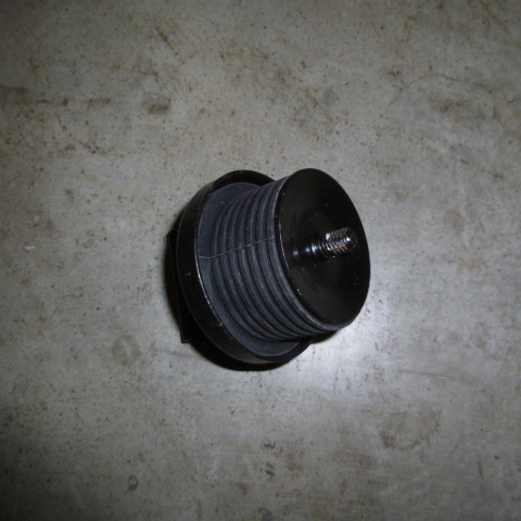 SP105173	101322	oil filler cap