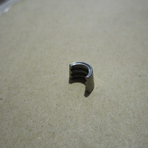 SP105395	12164698	valve lock clip