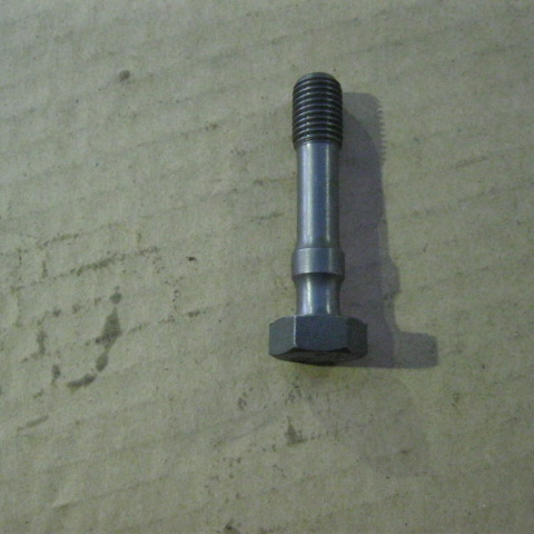 SP105397	12167047	bolt