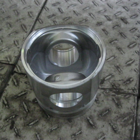 SP105791	C3923537	piston