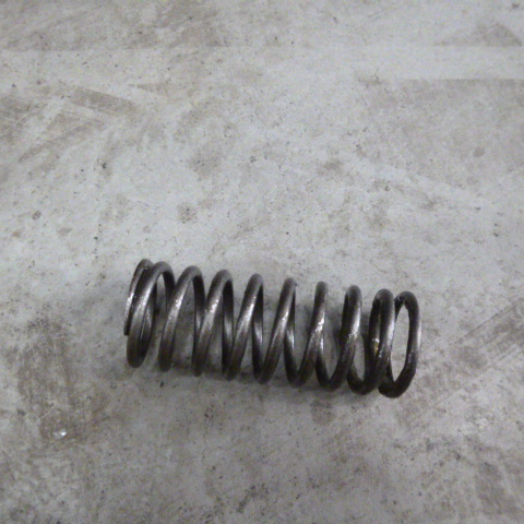 SP106210	6105Q-1007023	valve inner spring