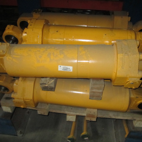 10C0047X0		bucket cylinder