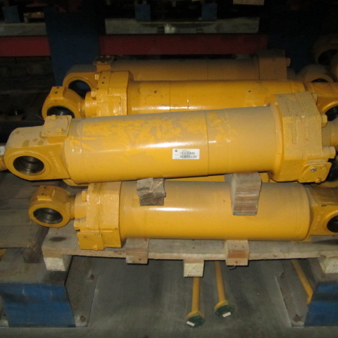 10C0047X0		bucket cylinder