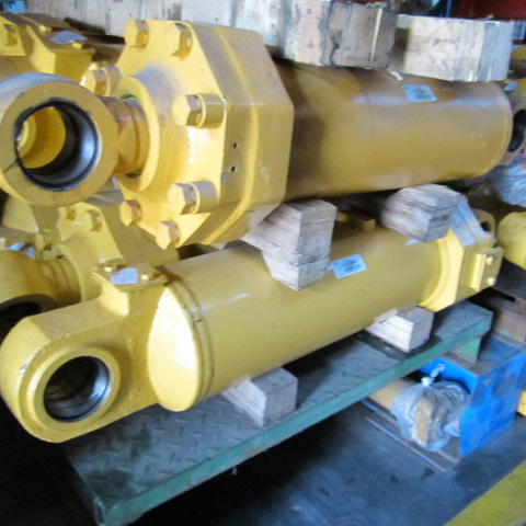 10C0090X0		bucket cylinder