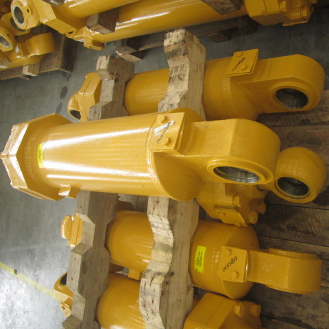 10C0208X0		bucket cylinder