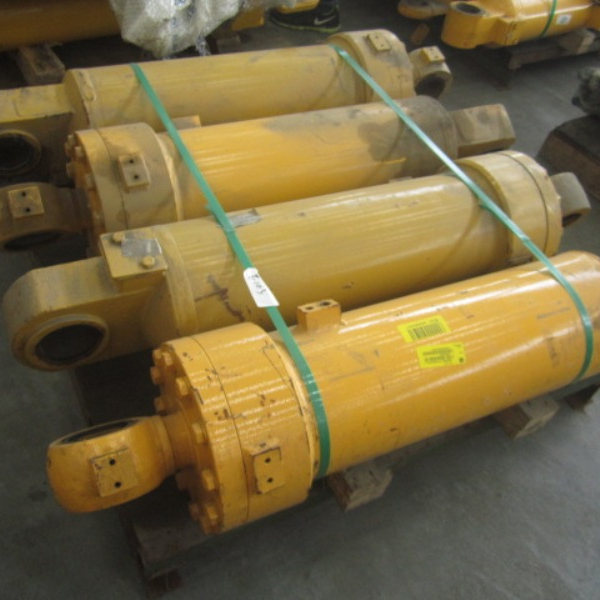 10C0304X0		bucket cylinder