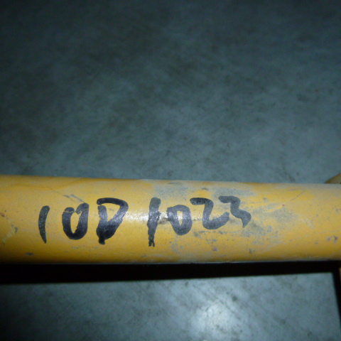 10D1023	10D1023	Steel pipe assembly