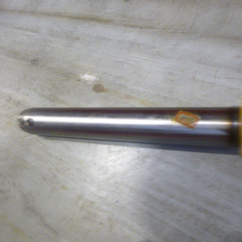 11D1085		pin; WELD