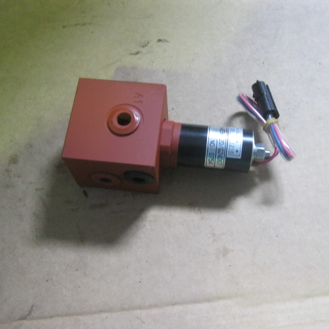 12C0045		Solenoid valve 1KWE5G-20-G24W-106