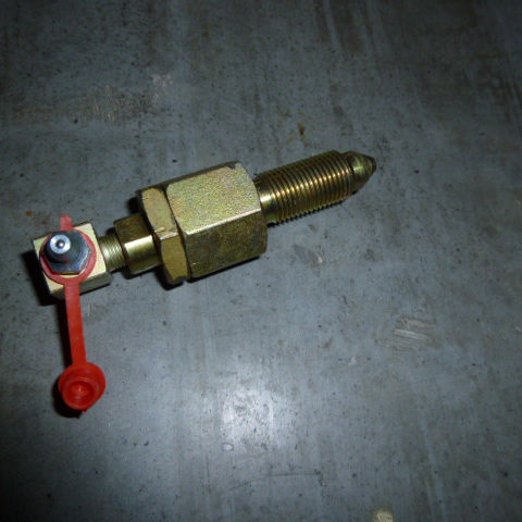 12C0225	12C0225	Oil injector