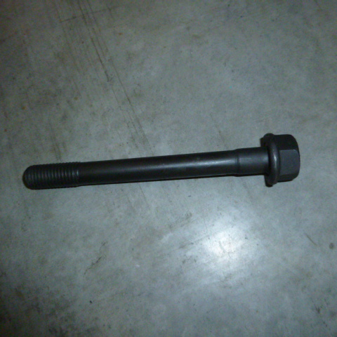 SP106411	330-1003014B	Perno corto de la cabeza del cilindro